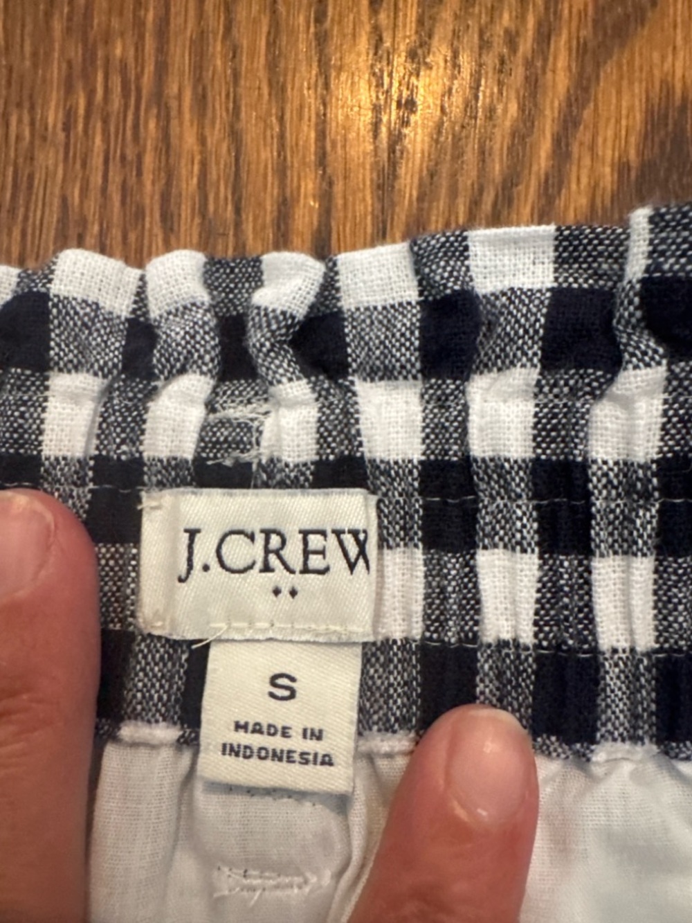 Gingham Elastic-Waist Mini Skirt - Navy & White - Picture 2 of 3